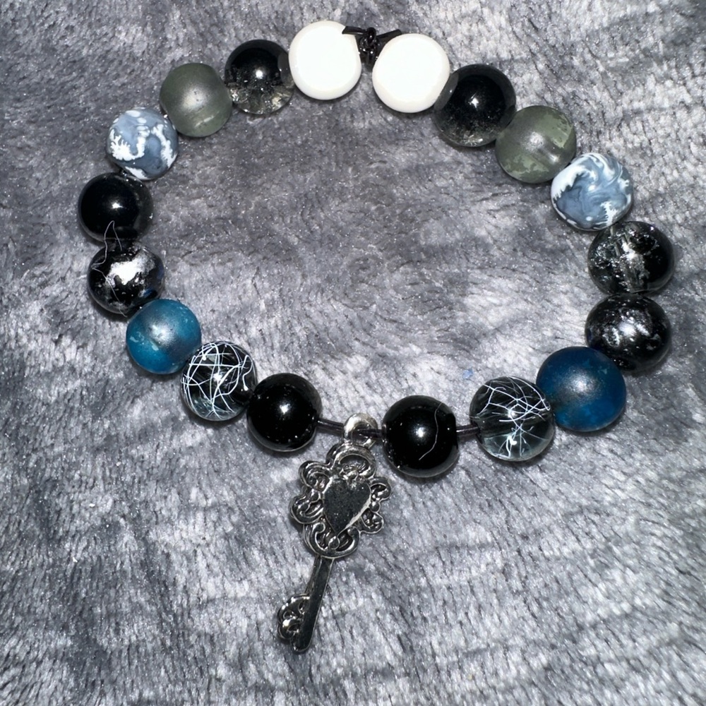 Custom made bracelets - Picture 7 of 11